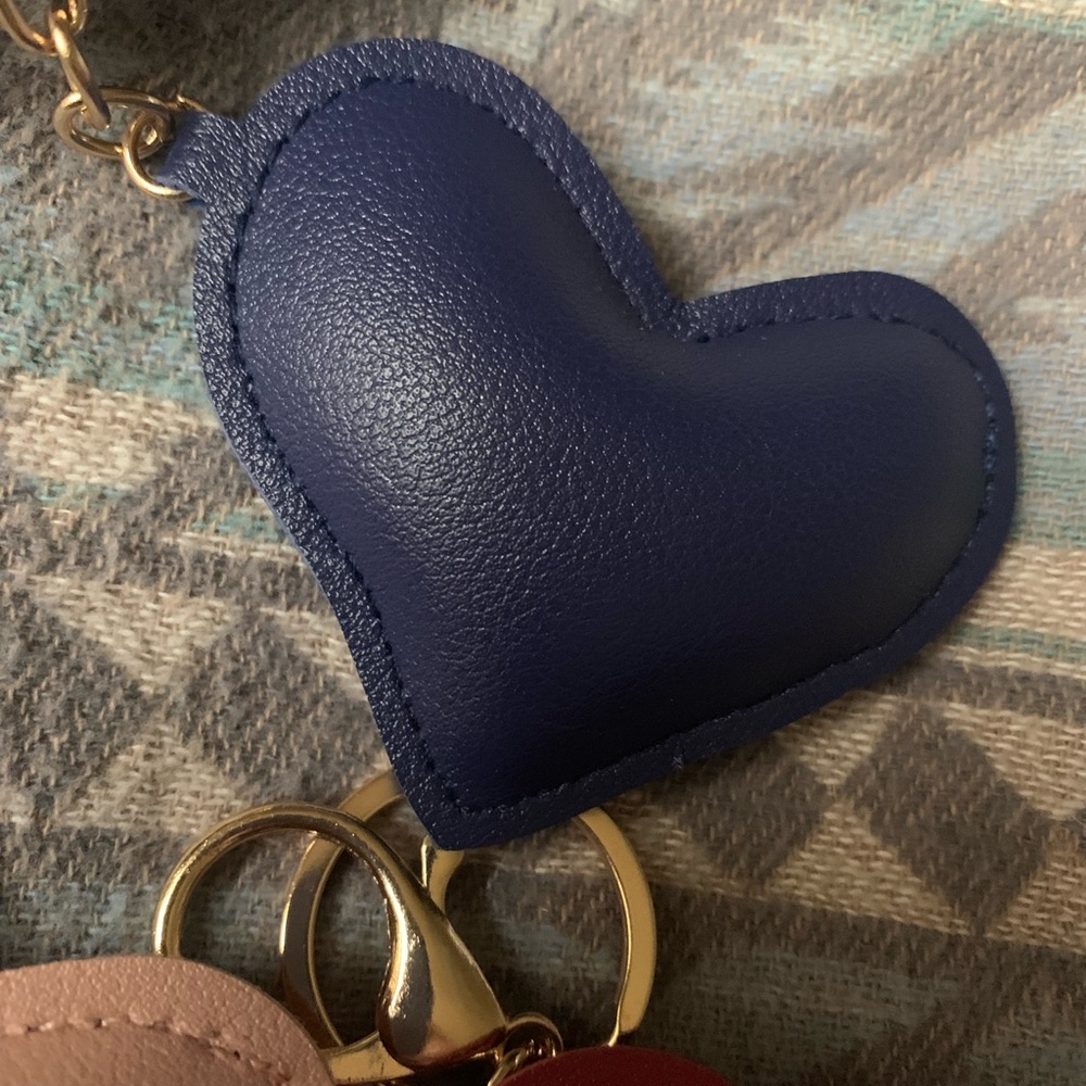 HEART KEYCHAIN